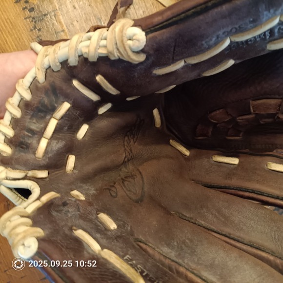 Mizuno RHT Franchise FP Fast Pitch Leather Baseball Glove GFN 1200F1 12" RHT b1 - Picture 8 of 9